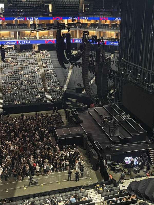 Golden 1 Center, section: 204, row: B, seat: 2