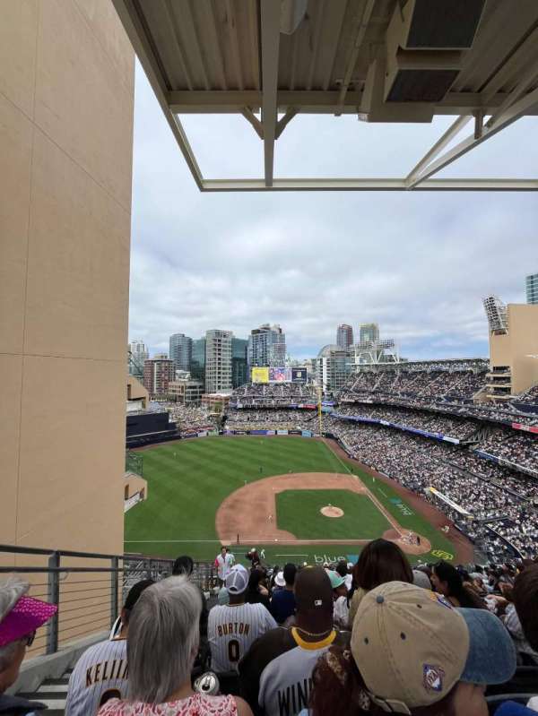 Petco Park, section: 312, row: 25, seat: 23