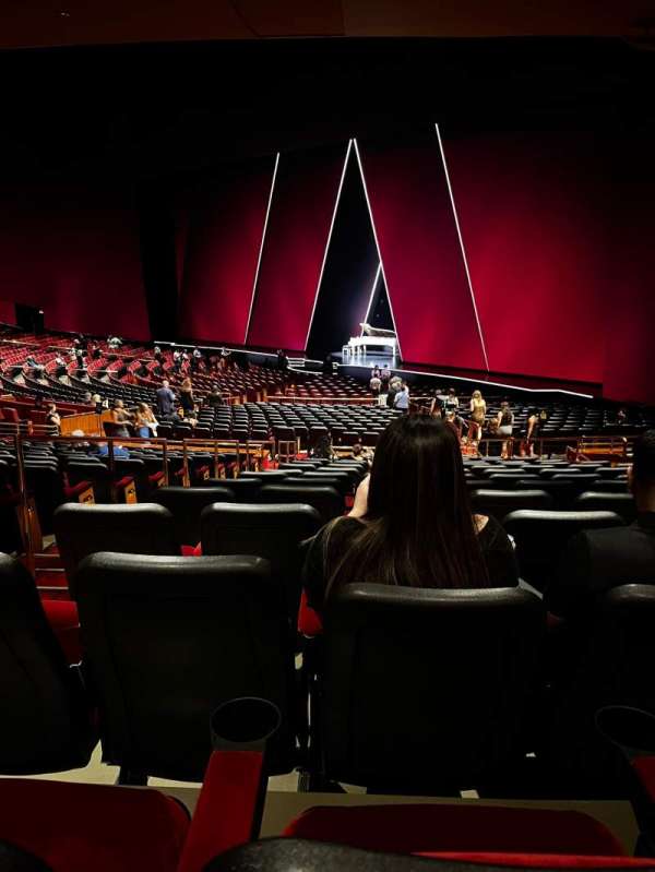 The Colosseum At Caesars Palace, section: 202, row: P, seat: 220