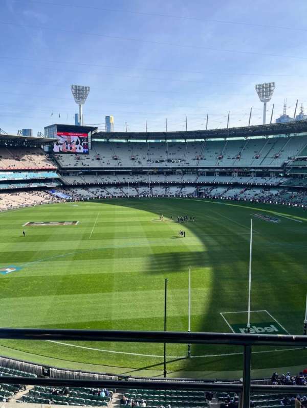 Melbourne Cricket Ground, section: Q5, row: B, seat: 9