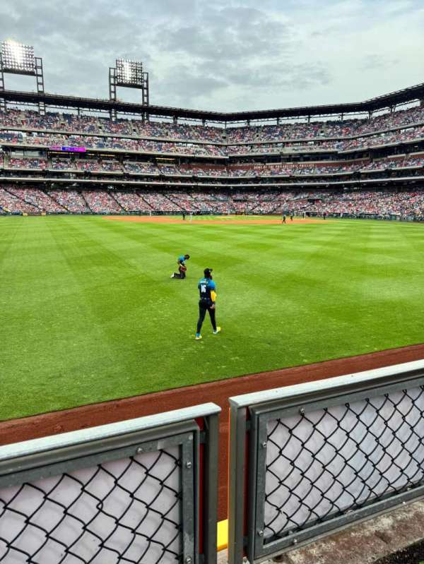 Citizens Bank Park, section: 146, row: 1, seat: 1