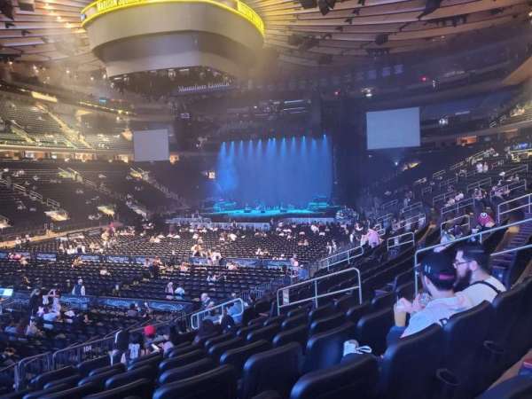 Madison Square Garden, section: 104, row: 13, seat: 9