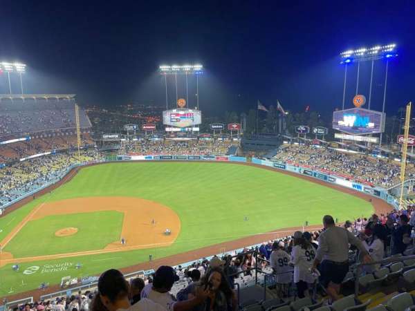 Dodger Stadium, section: 14rs, row: Hh, seat: 15