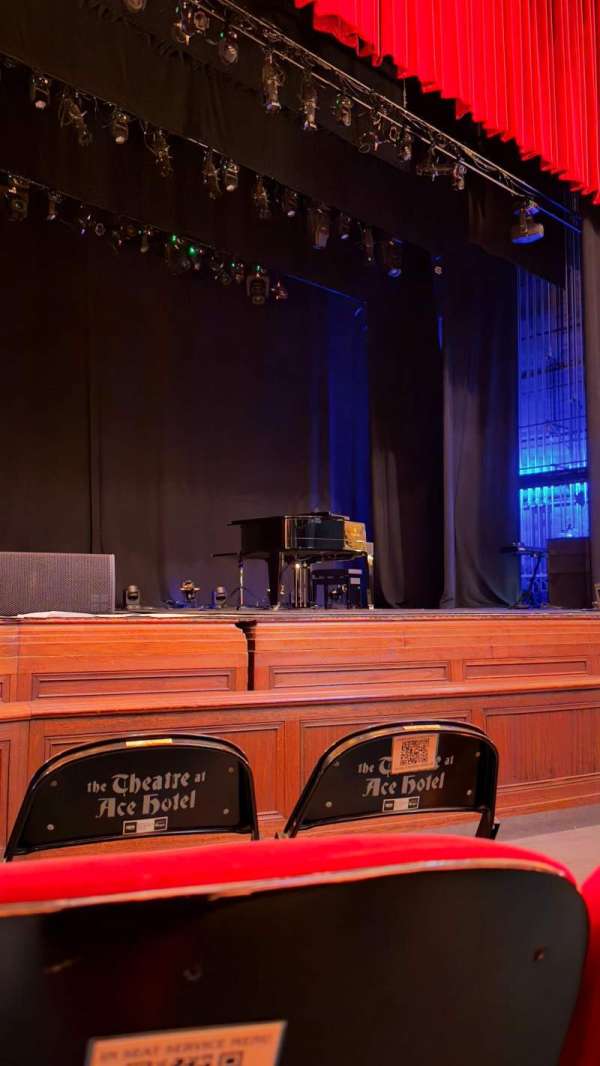 The United theater on Broadway, section: Orch Left, row: C, seat: 32
