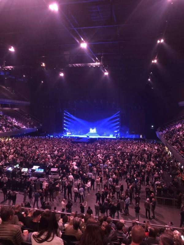 Ziggo Dome, section: 106, row: 13, seat: 185