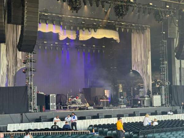 Dos Equis Pavilion, section: 204, row: F, seat: 16