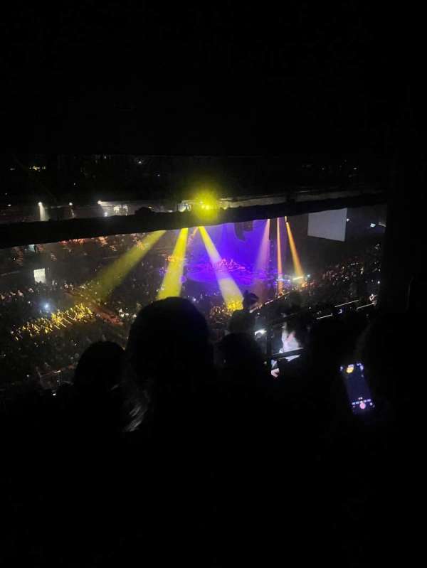 Kia Forum, section: 206, row: 25, seat: 8