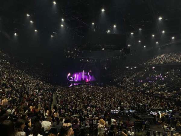 Accor Arena, section: Gradin T, row: 11, seat: 15