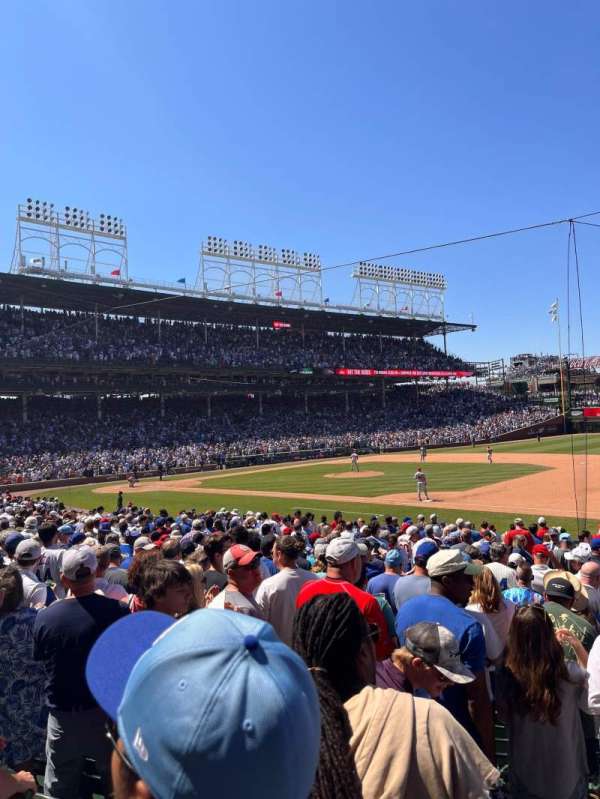 Wrigley Field, section: 126, row: 10, seat: 16