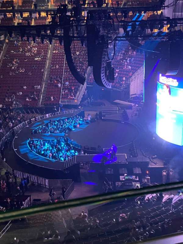 Toyota Center, section: 407, row: 1, seat: 4