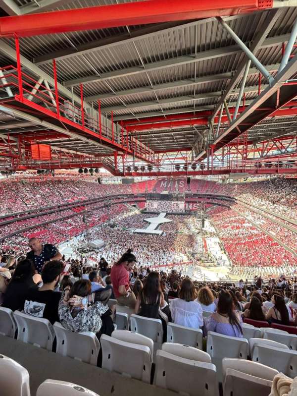 Photo by  at Estádio da Luz