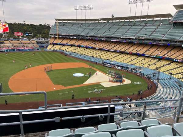 Dodger Stadium, section: 19RS, row: D, seat: 22