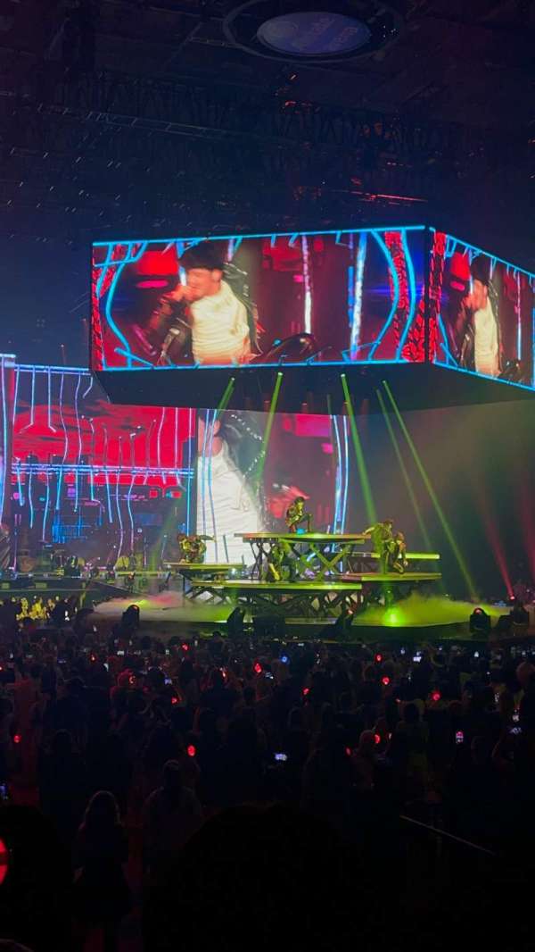 Allstate Arena, section: 116, row: D