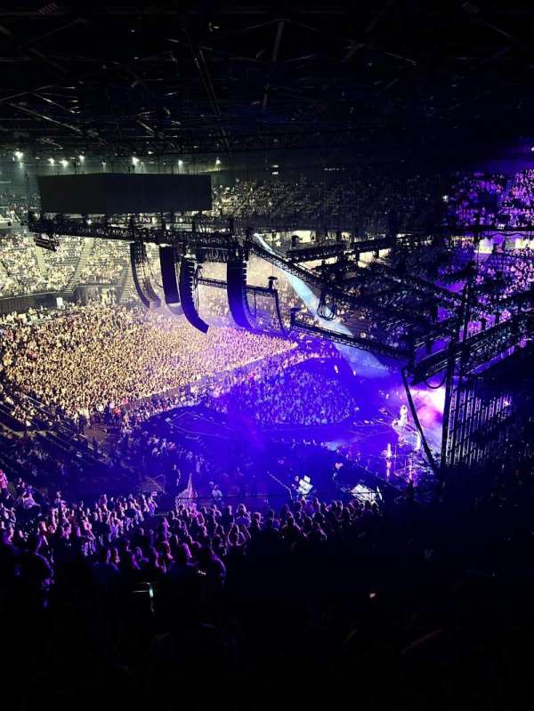 Accor Arena, section: Balcon G, row: 89, seat: 23