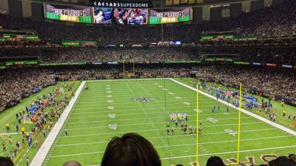 Caesars Superdome, section: 325, row: 17, seat: 19