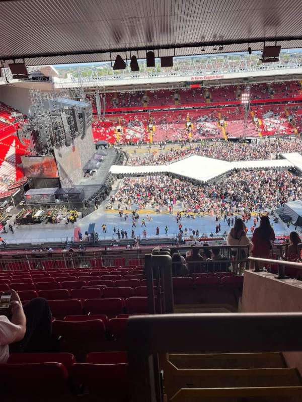 anfield, section: U4, row: 73, seat: 105