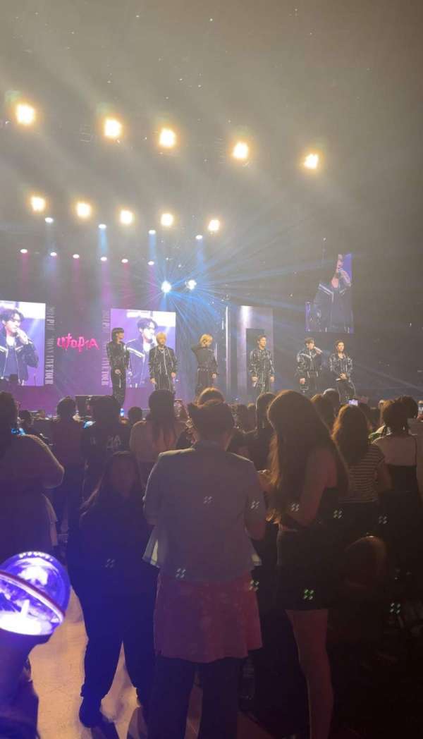 Kia Forum, section: G, row: 2, seat: 1