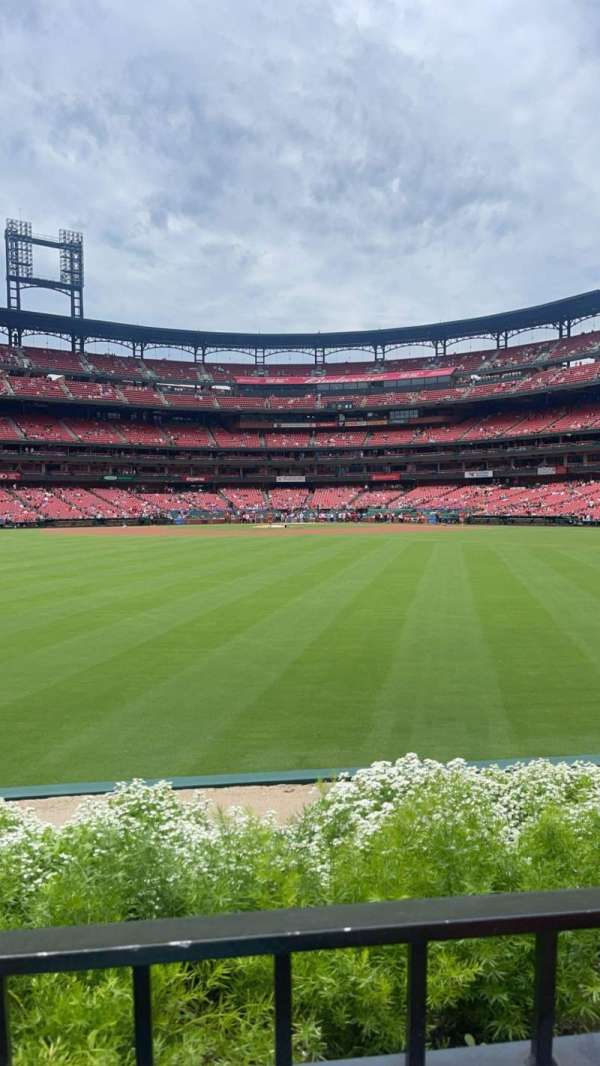 Busch Stadium, section: 195, row: 1, seat: 5