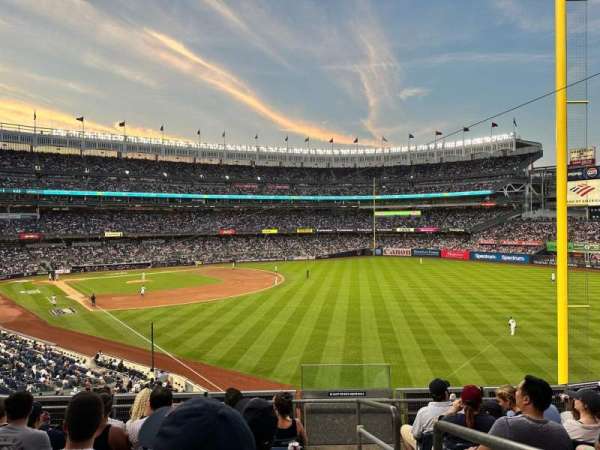 Yankee Stadium, section: 209, row: 7, seat: 1