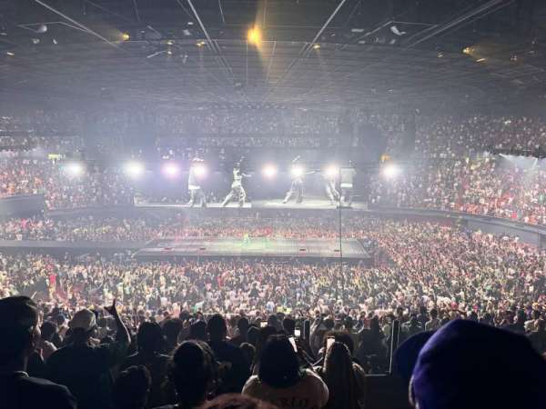 Kia Forum, section: 227, row: 8, seat: 13