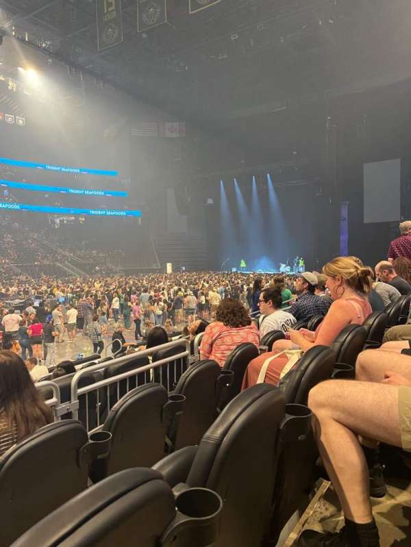 Climate Pledge Arena, section: 15, row: H, seat: 15