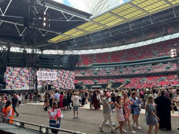 Wembley Stadium, section: 120, row: 4, seat: 261