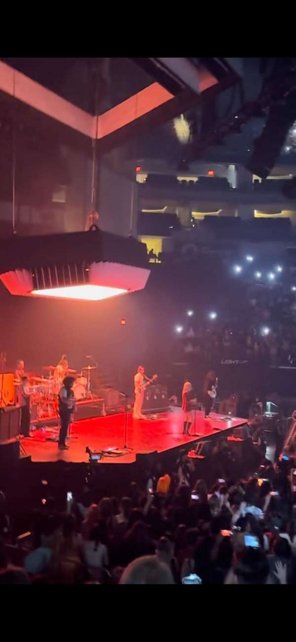Toyota Center, section: 121, row: 10, seat: 16