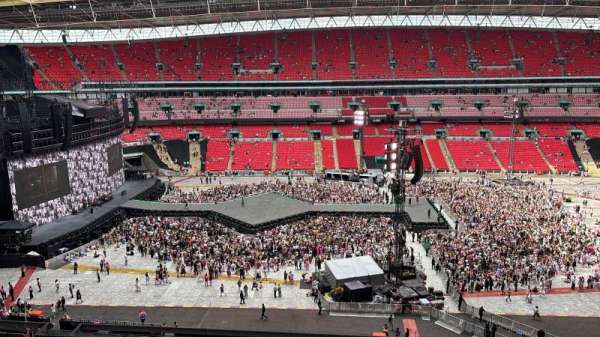 Wembley Stadium, section: 528, row: 4, seat: 33