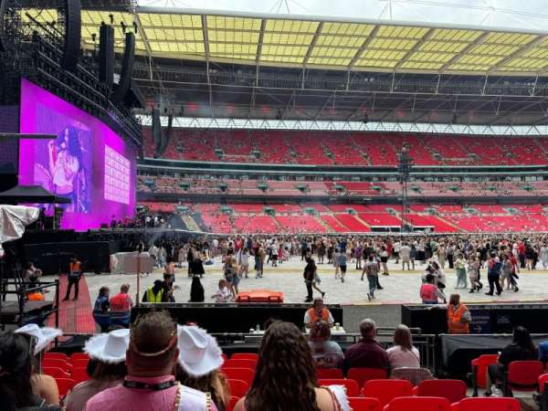 Wembley Stadium, section: 126, row: 10