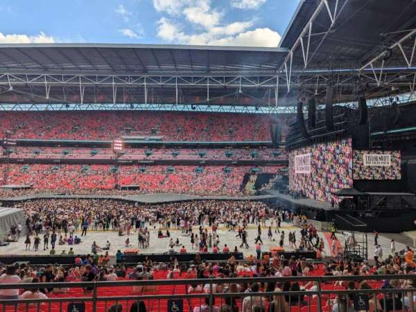 Wembley Stadium, section: 142, row: 31, seat: 234