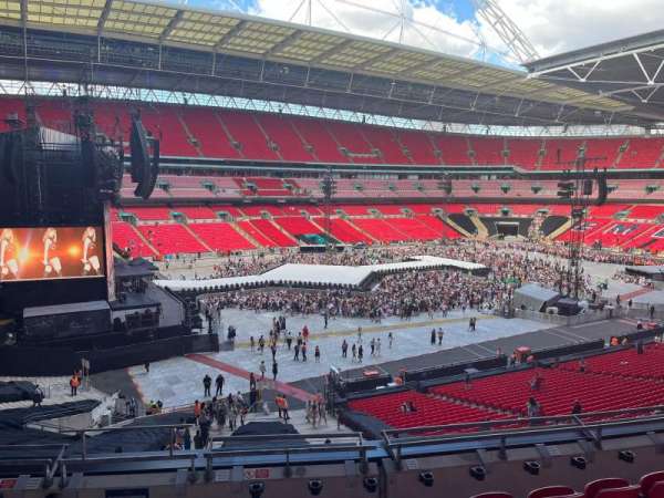 Wembley Stadium, section: 232, row: 6, seat: 128