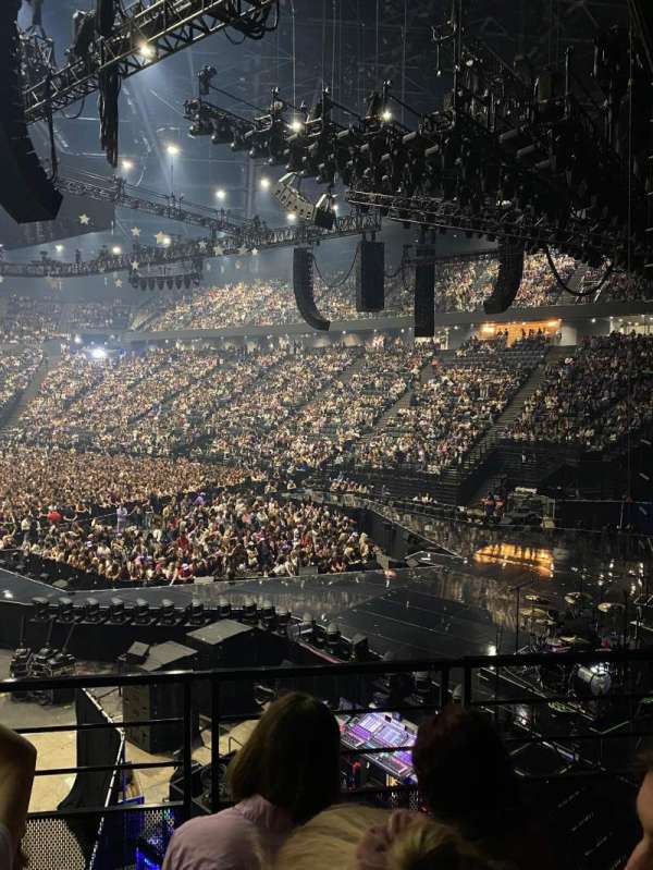 Accor Arena, section: Gradin I, row: 11, seat: 6