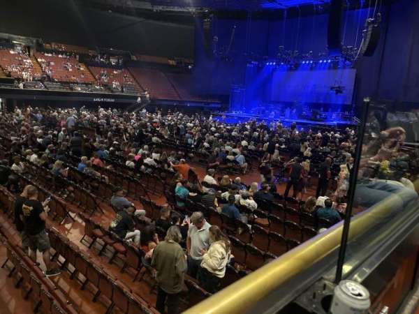 Kia Forum, section: 108, row: 1, seat: 3