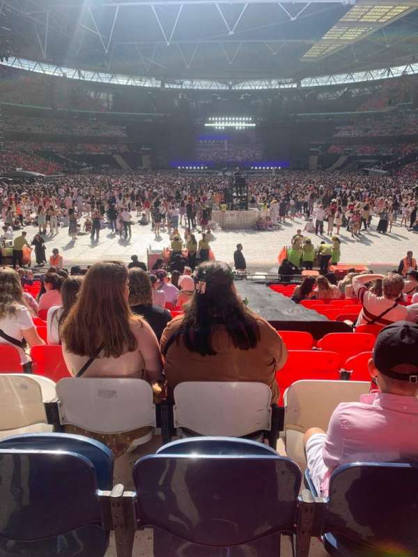 Wembley Stadium, section: 112, row: 18, seat: 3