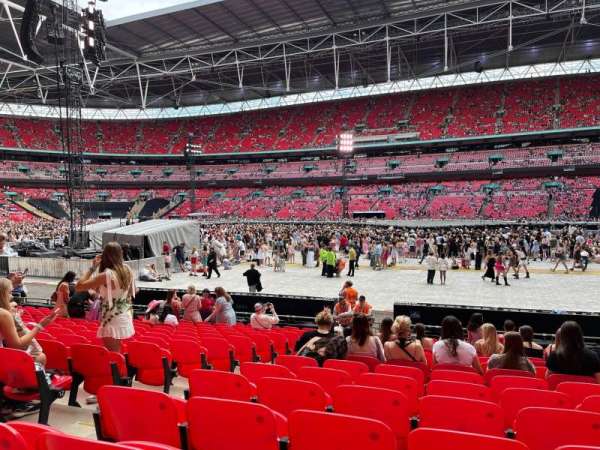 Wembley Stadium, section: 142, row: 16, seat: 243