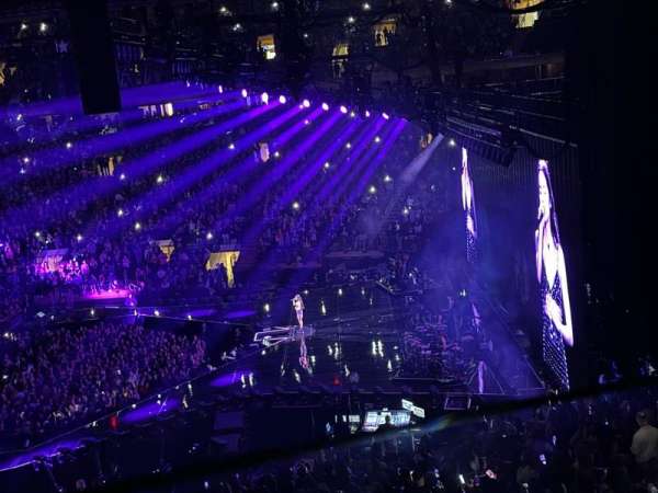 Madison Square Garden, section: 213, row: 1, seat: 10