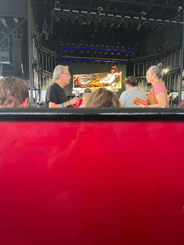 Darien Lake Amphitheater, section: 202, row: 3, seat: 3