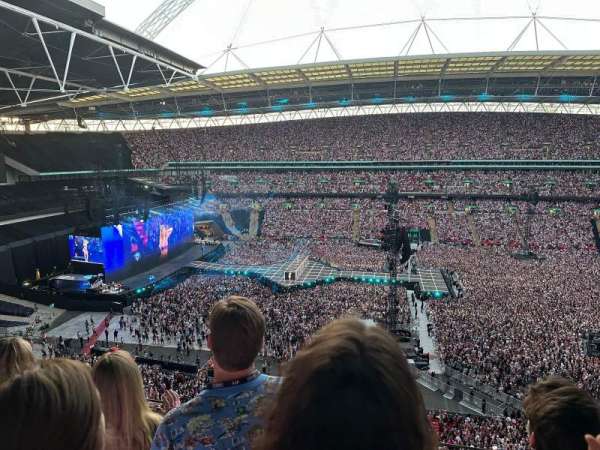 Wembley Stadium, section: 527, row: 10, seat: 19