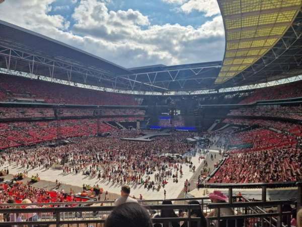 Wembley Stadium, section: 209, row: 10, seat: 191
