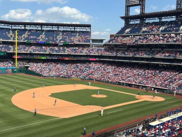 Citizens Bank Park, section: 233, row: 5, seat: 8