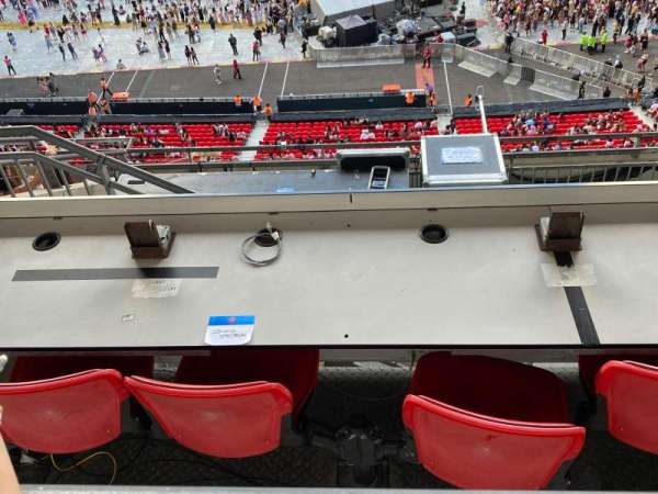 Wembley Stadium, section: 527, row: 8, seat: 26