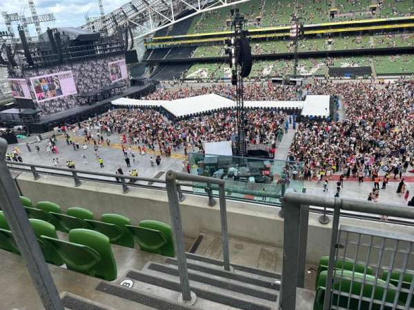 Aviva Stadium, section: 524, row: D, seat: 14