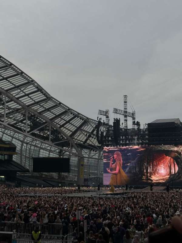 Aviva Stadium, section: 113, row: U, seat: 5