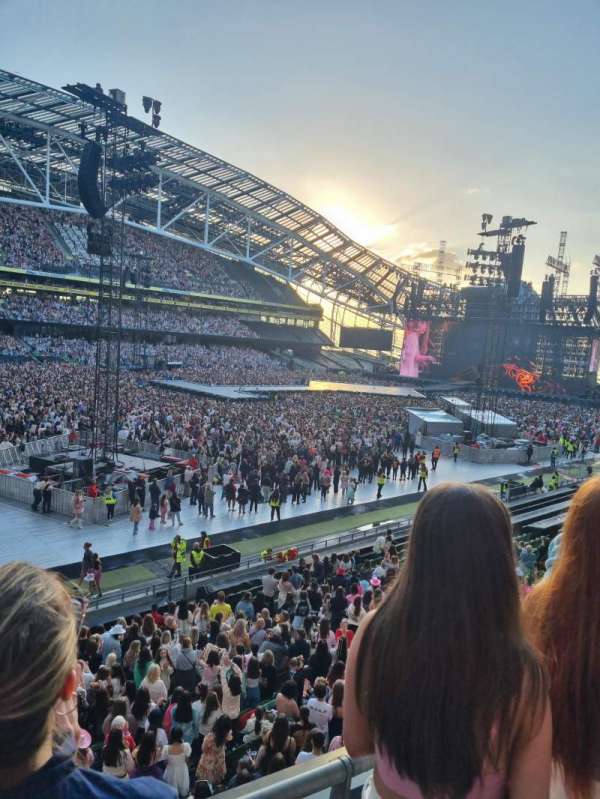 Aviva Stadium, section: 310, row: B, seat: 18