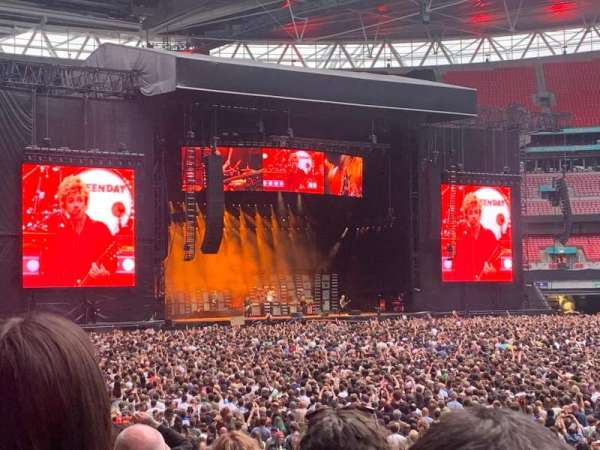 Wembley Stadium, section: 121, row: 18, seat: 272
