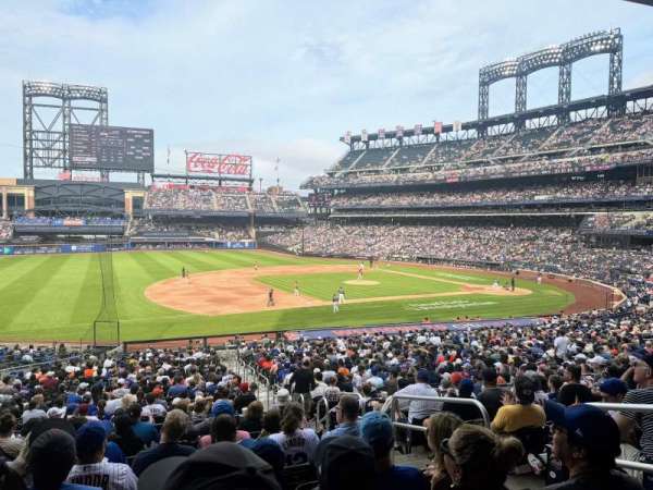 Citi Field, section: 124, row: 31, seat: 4