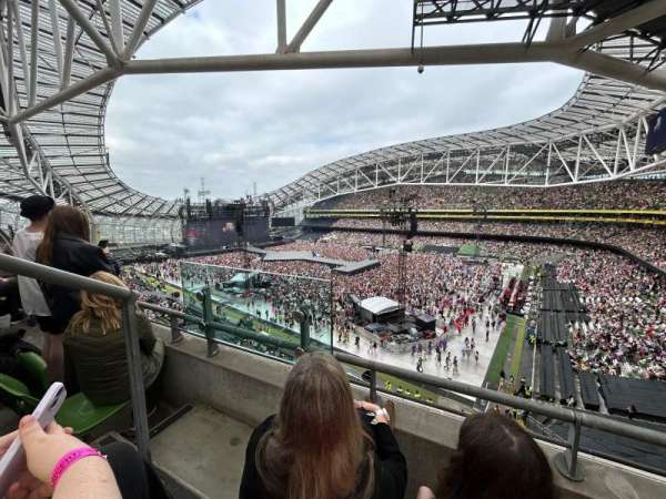 Aviva Stadium, section: 521, row: B, seat: 13