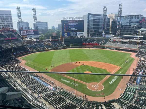 Truist Park, section: 427, row: 2, seat: 17