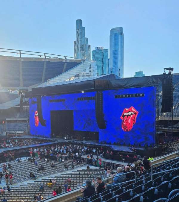 Soldier Field, section: 208, row: 8, seat: 3