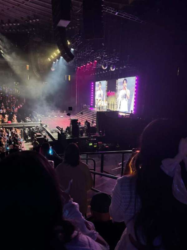 Oakland Arena, section: 127, row: 13, seat: 2